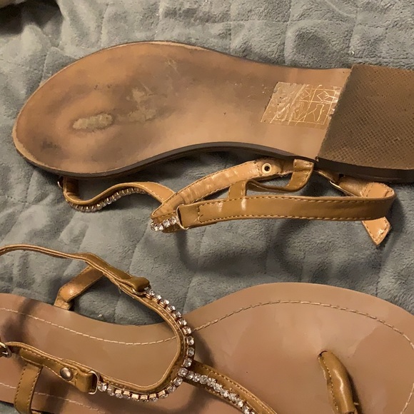 Sandals - Picture 4 of 4
